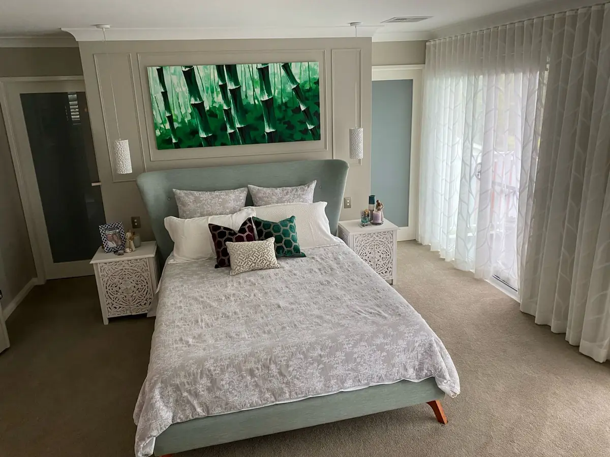 A finished main bedroom — the kind of considered result Shimmeur delivers